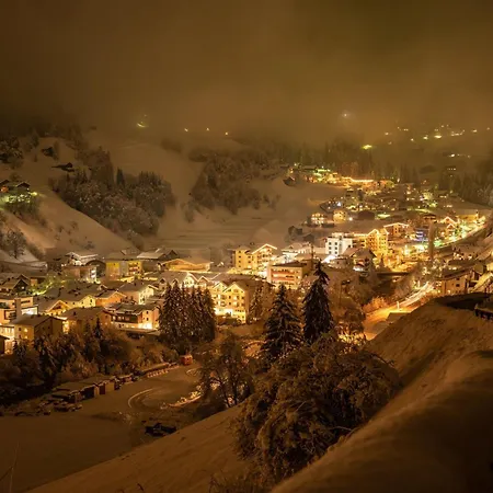 Jonas By Interhome *